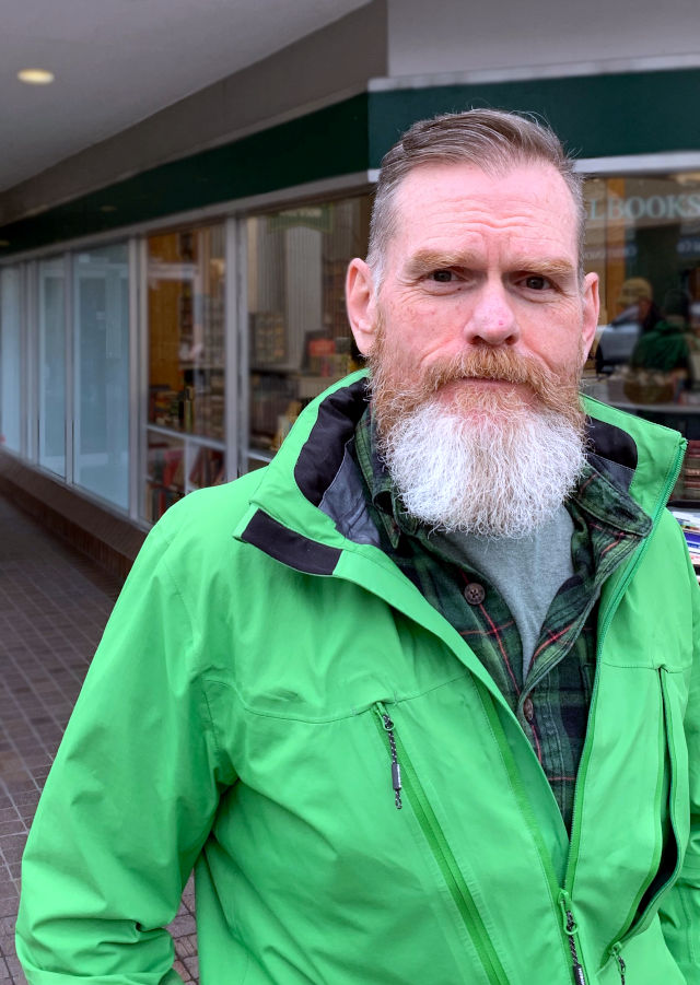 Malcolm Green - Green Bear Graphics